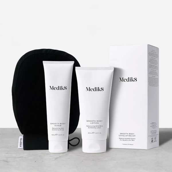 Smooth body exfoliating kit Medik8 набір для тіла P09008 фото