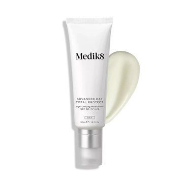 Advanced day total protect Антивіковий зволожувальний крем із SPF 30 і 5 зірковим UVA захистом Medik8 50ml P08783 фото
