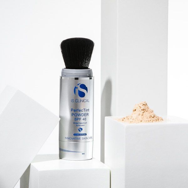 Perfectint Powder spf 40 Ivory Сонцезахисна пудра СПФ40 ультрам'якою щіточкою світла Is clinical 7g 1371.004 фото