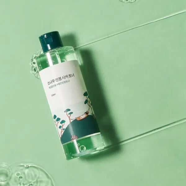 Pine Calming Cica Toner Заспокійливий тонер з екстрактом голок сосни Round lab 250ml 03046 фото